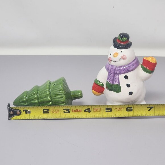 Vintage Enesco Snowman & Christmas Tree‎ Ceramic Salt & Pepper Shakers - Picture 8 of 10